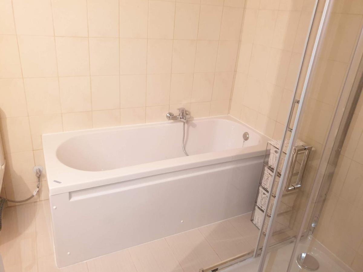 Lemesou Apartments Патра Екстериор снимка