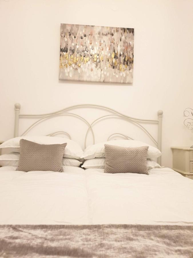Lemesou Apartments Патра Екстериор снимка
